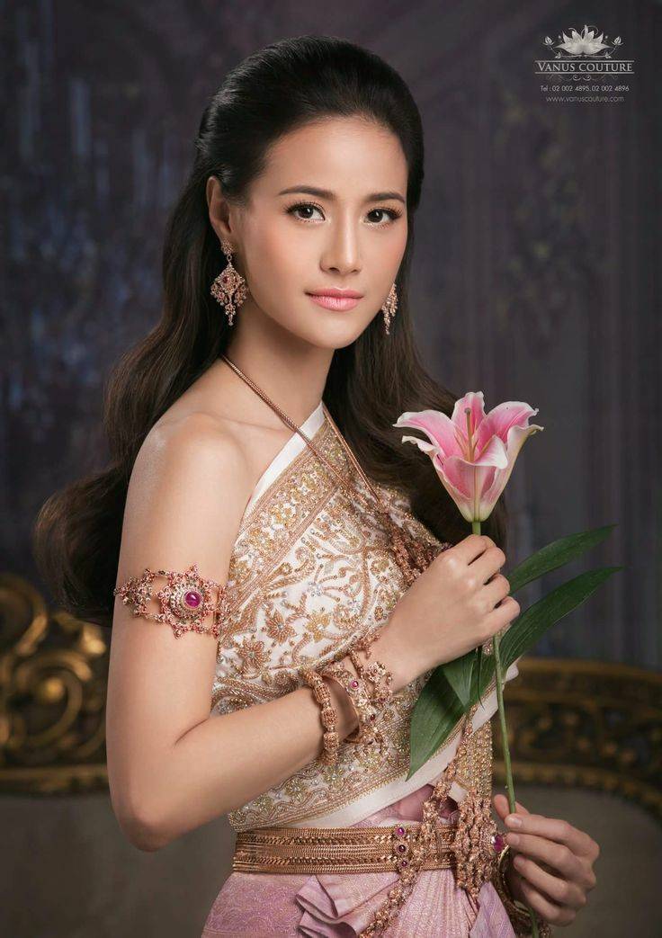 Sbai Thai dress: Thailand ðđðāļāļļāļāđāļāļĒāļāļąāļāļĢāļāļĢāļĢāļāļī