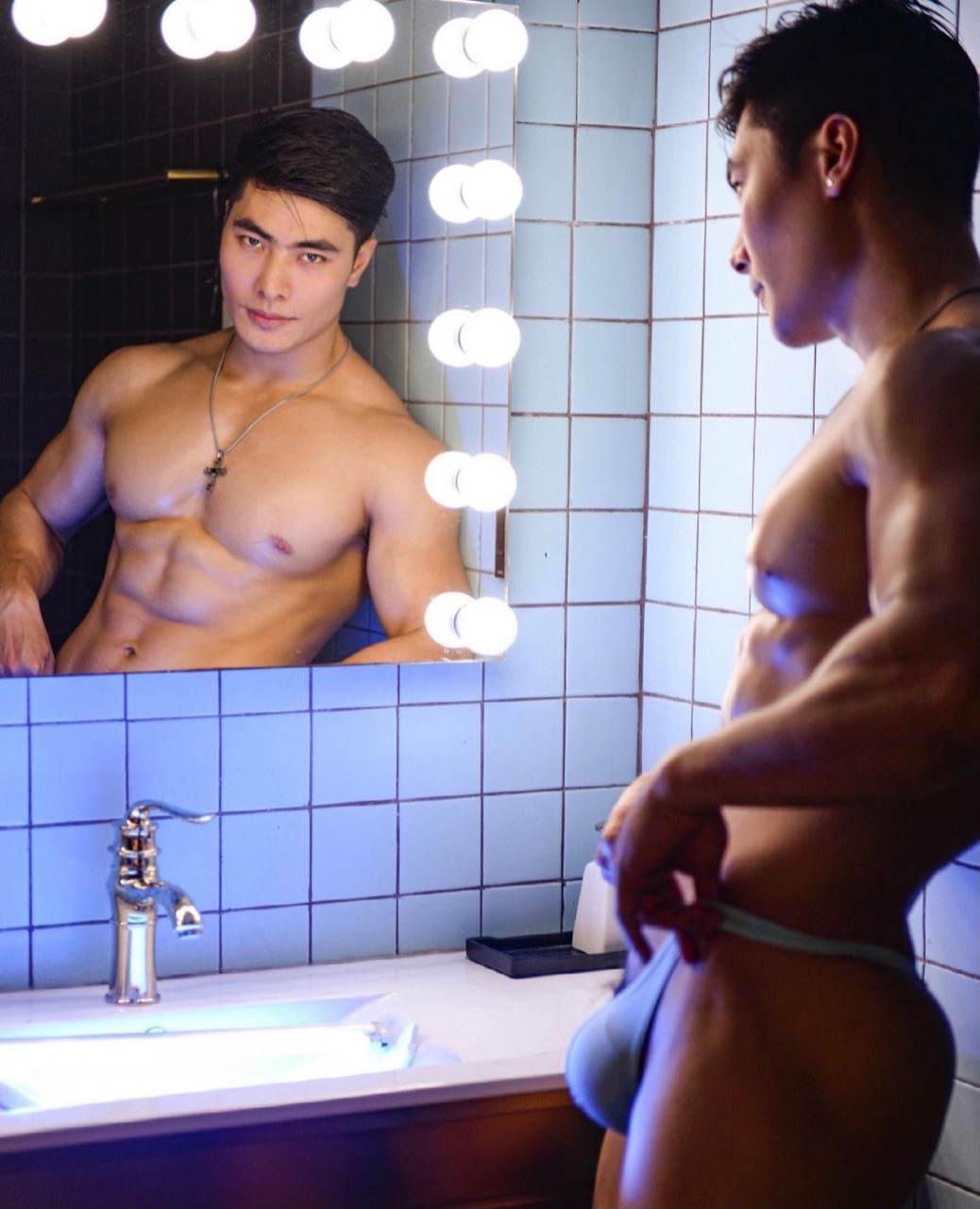 ถอดโชว์ประปราย /65/