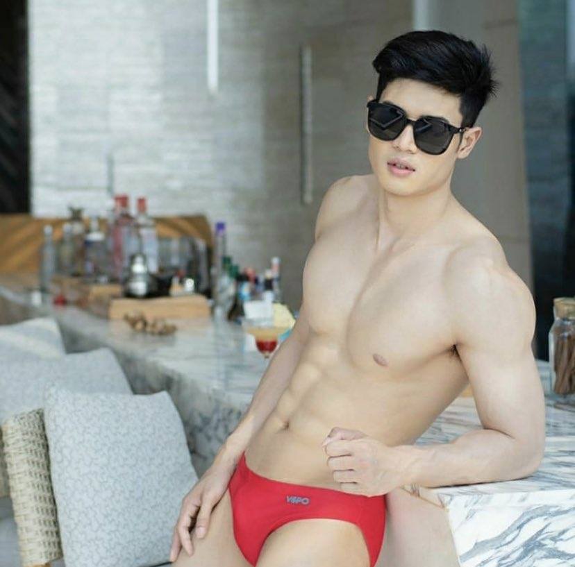 ถอดโชว์ประปราย /67/