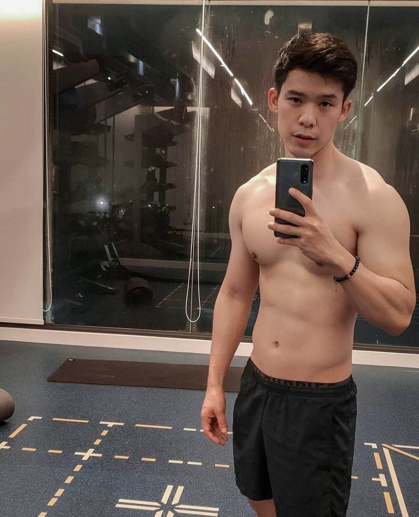 ถอดโชว์ประปราย /67/