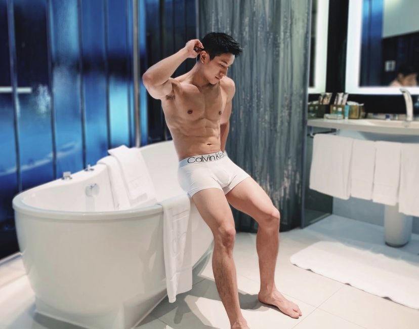 ถอดโชว์ประปราย /68/