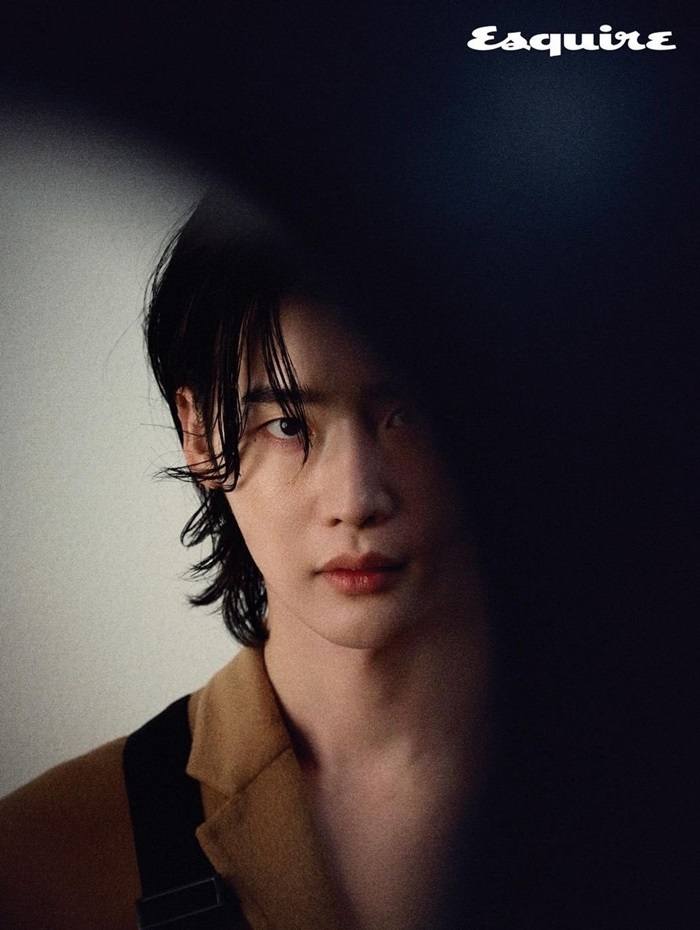 Lee Jong Suk @ Esquire Korea February 2021
