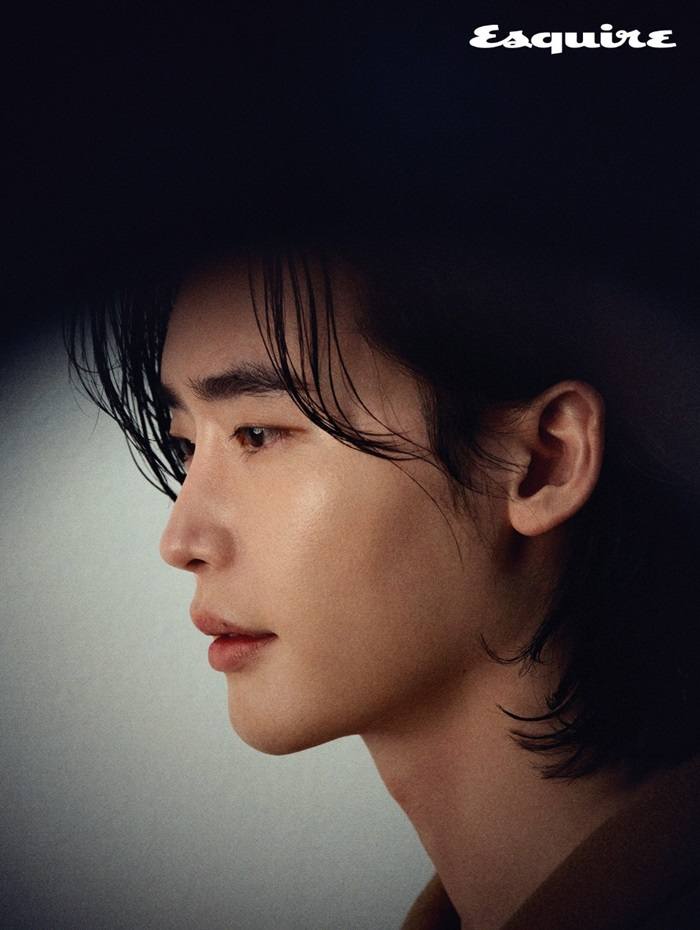 Lee Jong Suk @ Esquire Korea February 2021