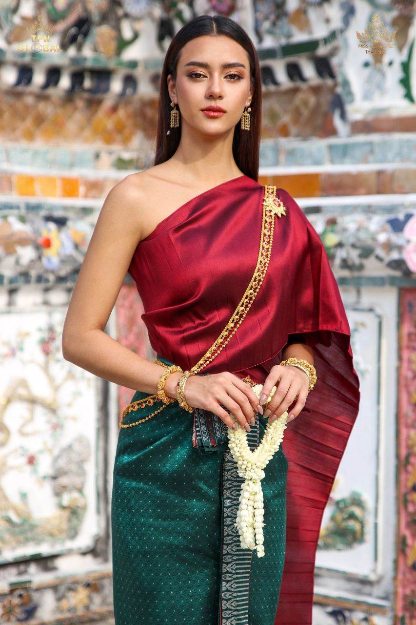 THAI DRESS, ชุดไทย by Amanda Chalisa Obdam, Miss Universe Thailand 2020 | THAILAND 🇹🇭