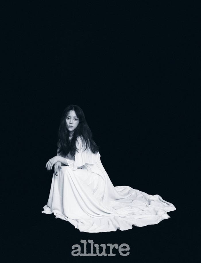 Han Ji Min @ Allure Korea February 2021