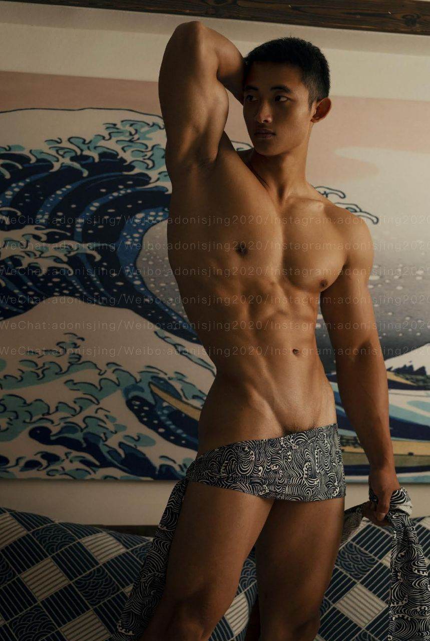 หนุ่มหล่อขึ้นปก 986.1