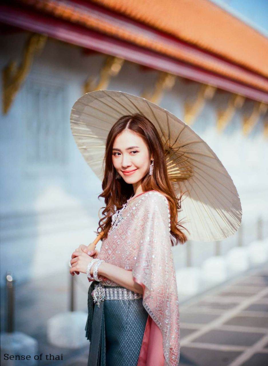 Thailand's national costume:āļāļļāļāļāļĢāļ°āļāļģāļāļēāļāļīāđāļāļĒ