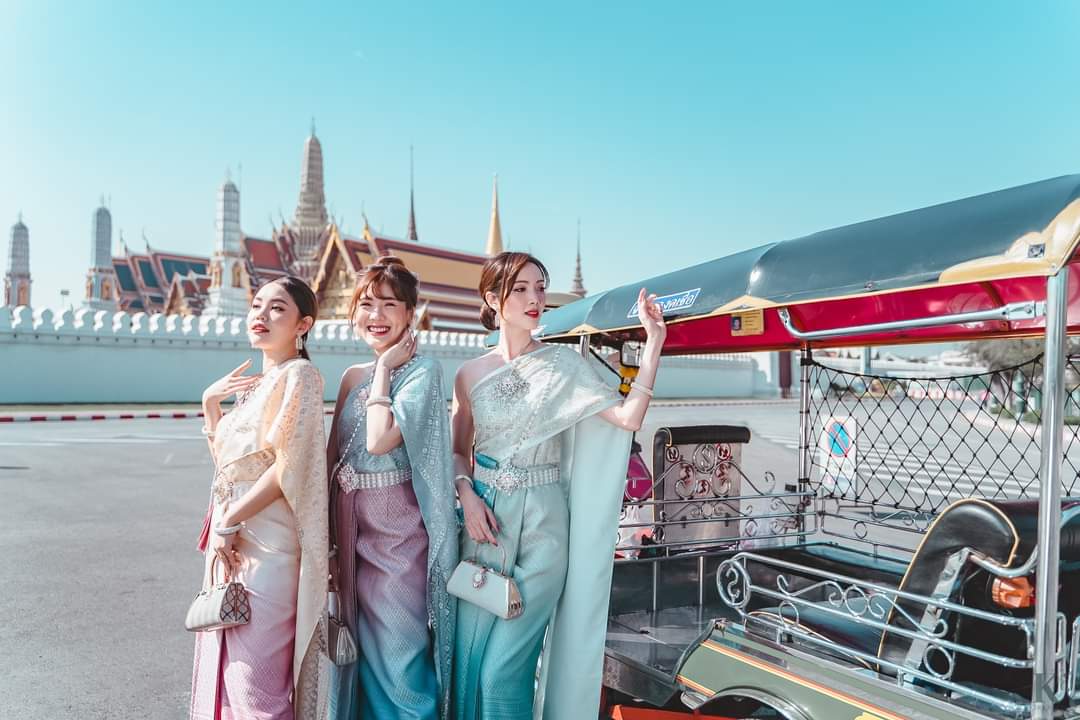 Sbai Thai dress: Thailand 🇹🇭