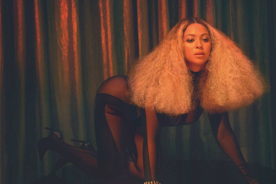 Beyonc&eacute; @ Vogue UK December 2020