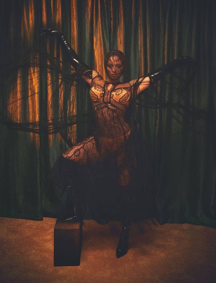 Beyonc&eacute; @ Vogue UK December 2020
