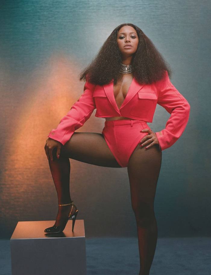 Beyonc&eacute; @ Vogue UK December 2020