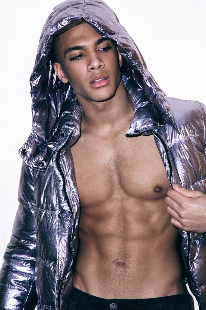 male body 233 - Addis Miller