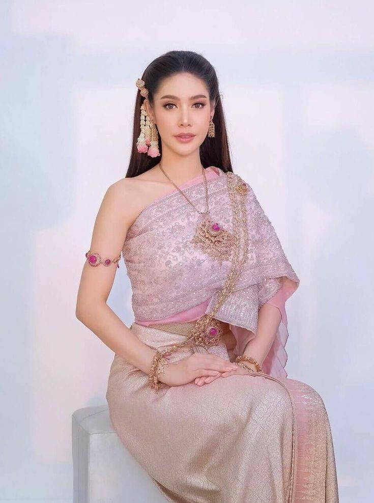 Sbai Thai dress: Thailand ðđðāļāļļāļāđāļāļĒāļāļąāļāļĢāļāļĢāļĢāļāļī
