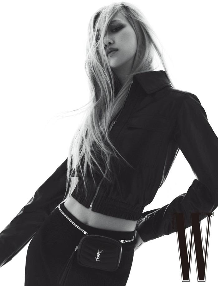 Ros&eacute; @ W Korea May 2021