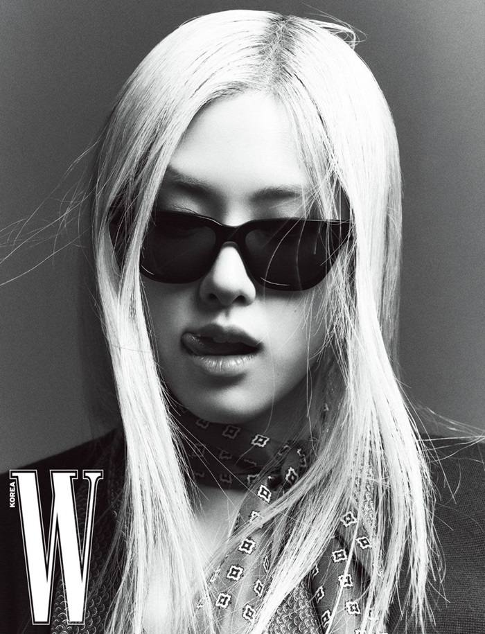 Ros&eacute; @ W Korea May 2021
