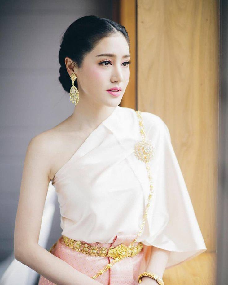 Sbai Thai dress: Thailand ðđðāļāļļāļāđāļāļĒāļāļąāļāļĢāļāļĢāļĢāļāļī