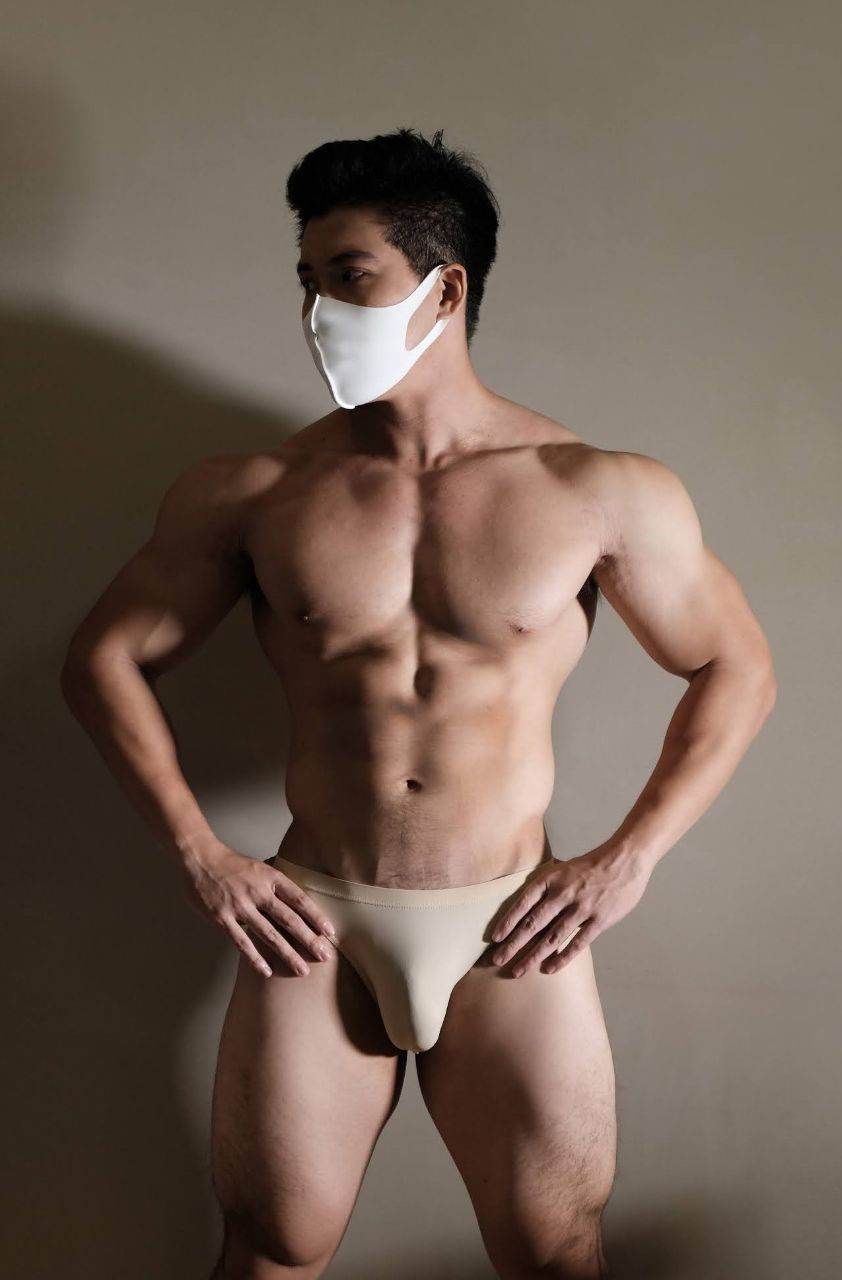 หนุ่มหล่อขึ้นปก 991