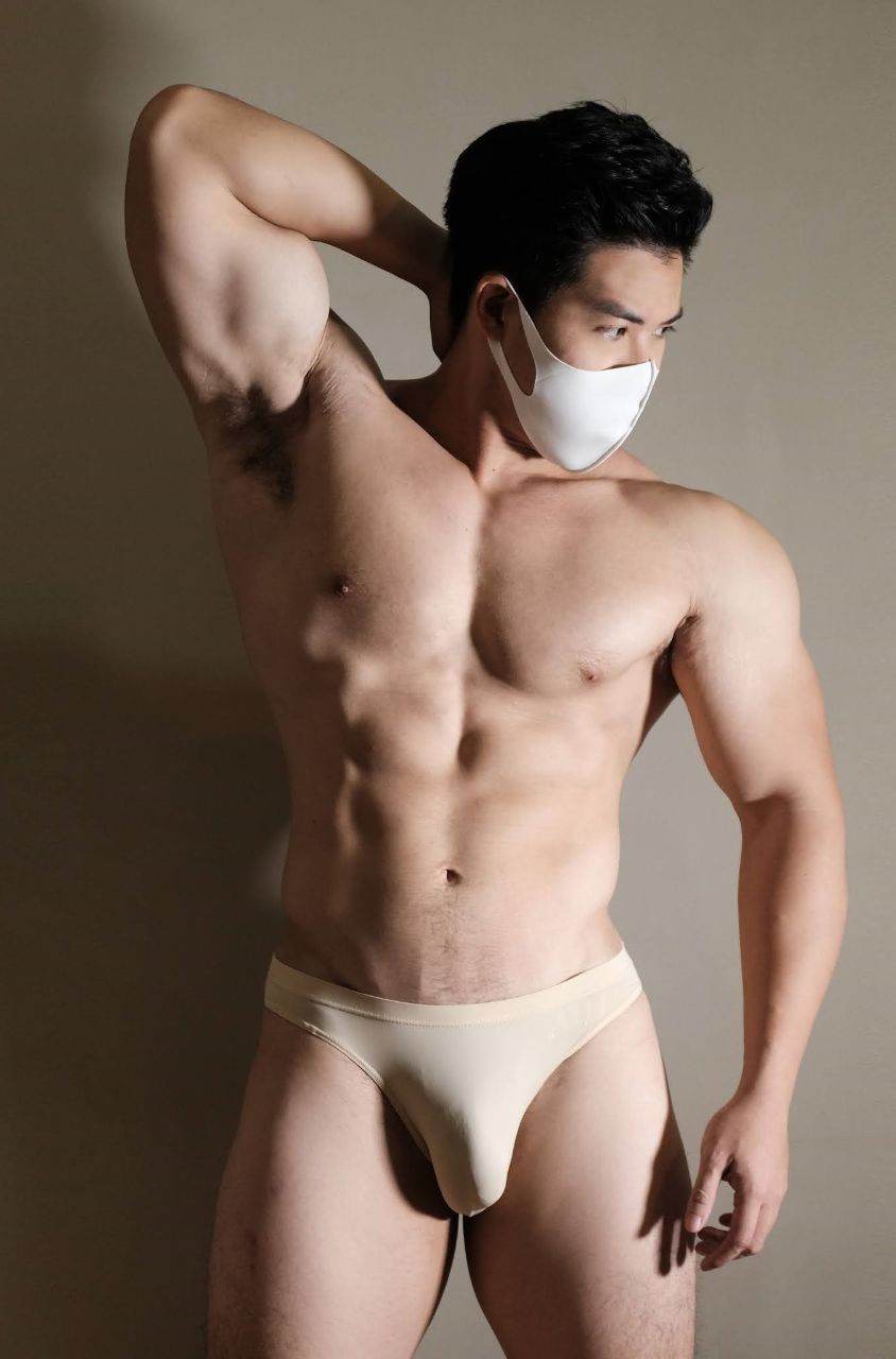 หนุ่มหล่อขึ้นปก 991