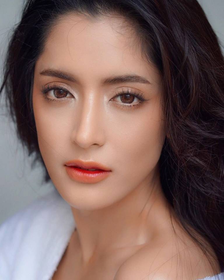 พิ้งกี้ สาวิกา เรื่อง สุภาพบุรุษชาวดิน