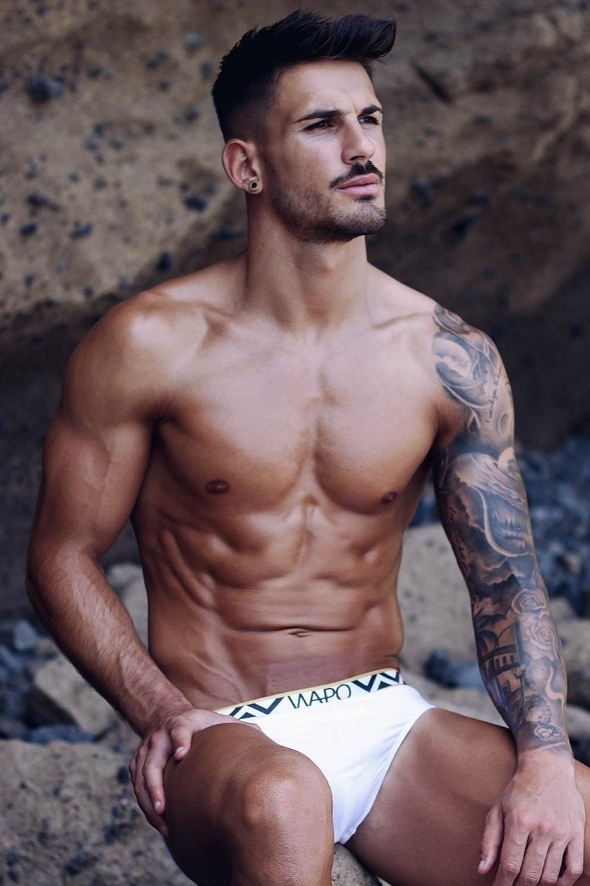 LINE OpenChat : Underwear For Men