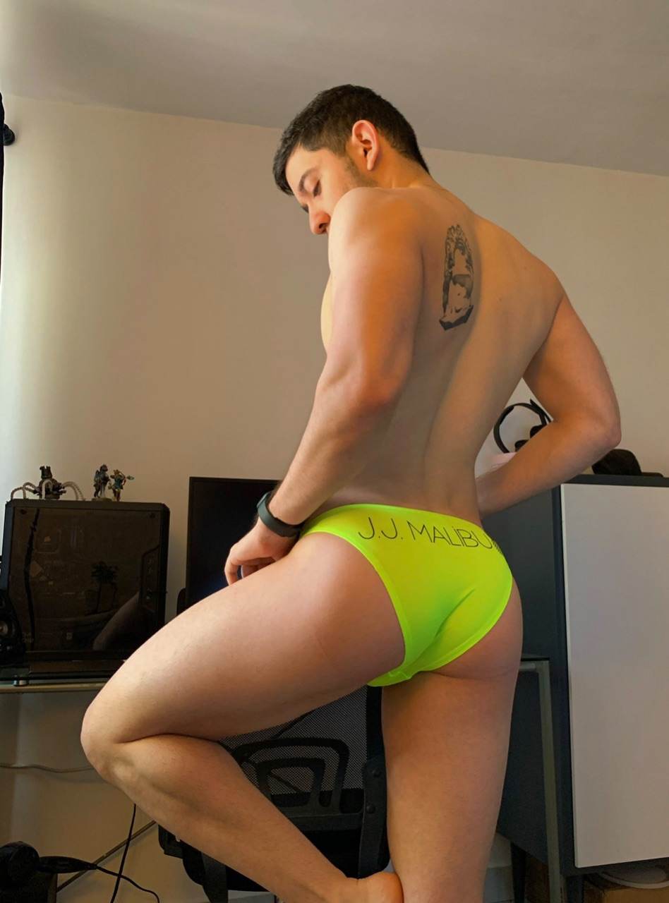 LINE OpenChat : Underwear For Men