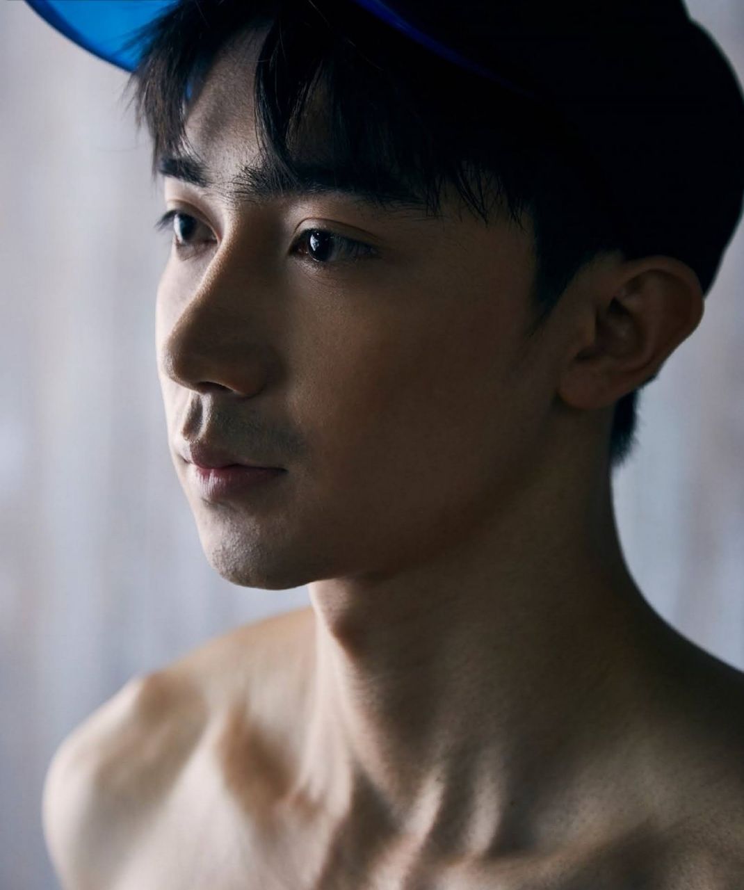 หนุ่มหล่อขึ้นปก 1000