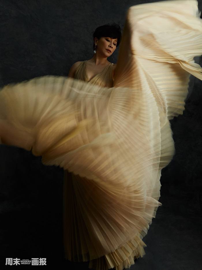 Carina Lau @ Modern Weekly China May 2021
