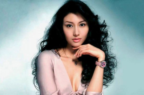 ผู้หญิงที่สวยที่สุดในฮองกง  Michele Monique Reis​​​