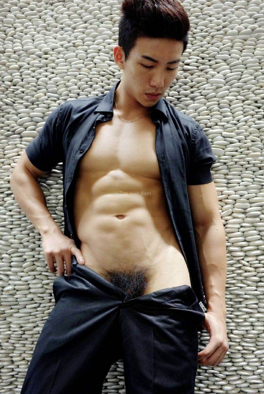 หนุ่มหล่อขึ้นปก 1006.1