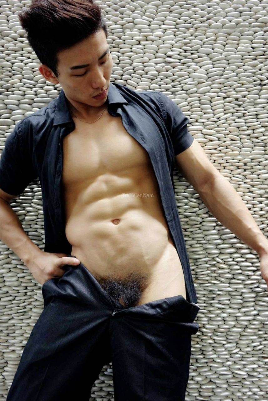 หนุ่มหล่อขึ้นปก 1006.1