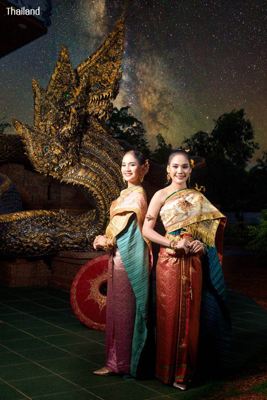 THAI WEDDING DRESS | THAILAND 🇹🇭 (The sabai in Thai dress)