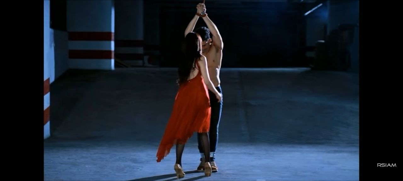 พระเอก MV นางฟ้าหรือซาตาน ธันวา ราศีธนู
