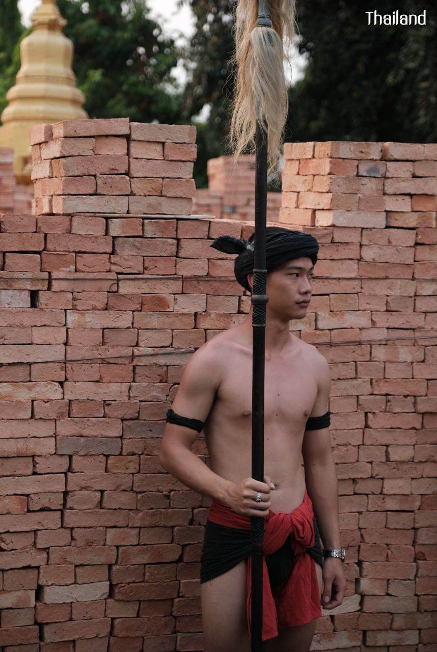 บ่าวล้านนา, Lanna ancient costume | THAILAND 🇹🇭