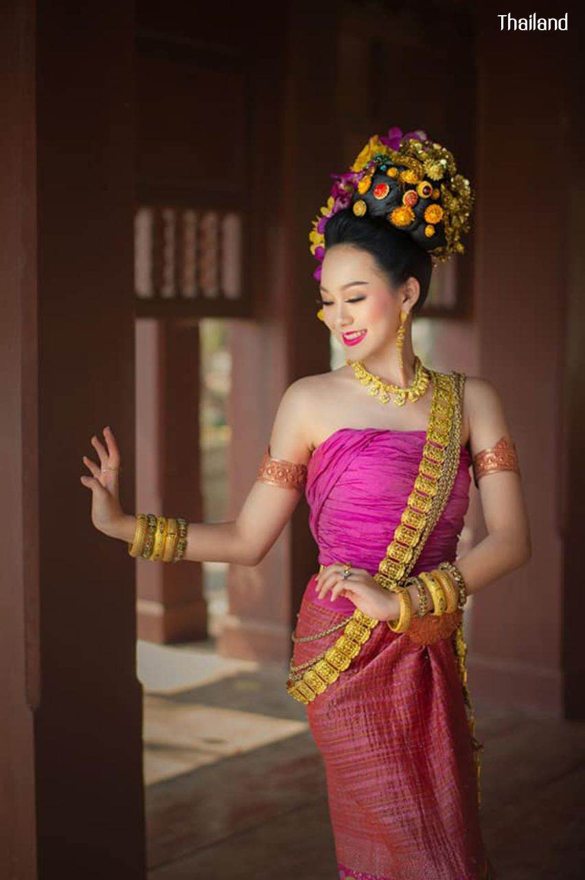 ล้านนาอารยะ, Lanna traditional costume | THAILAND 🇹🇭