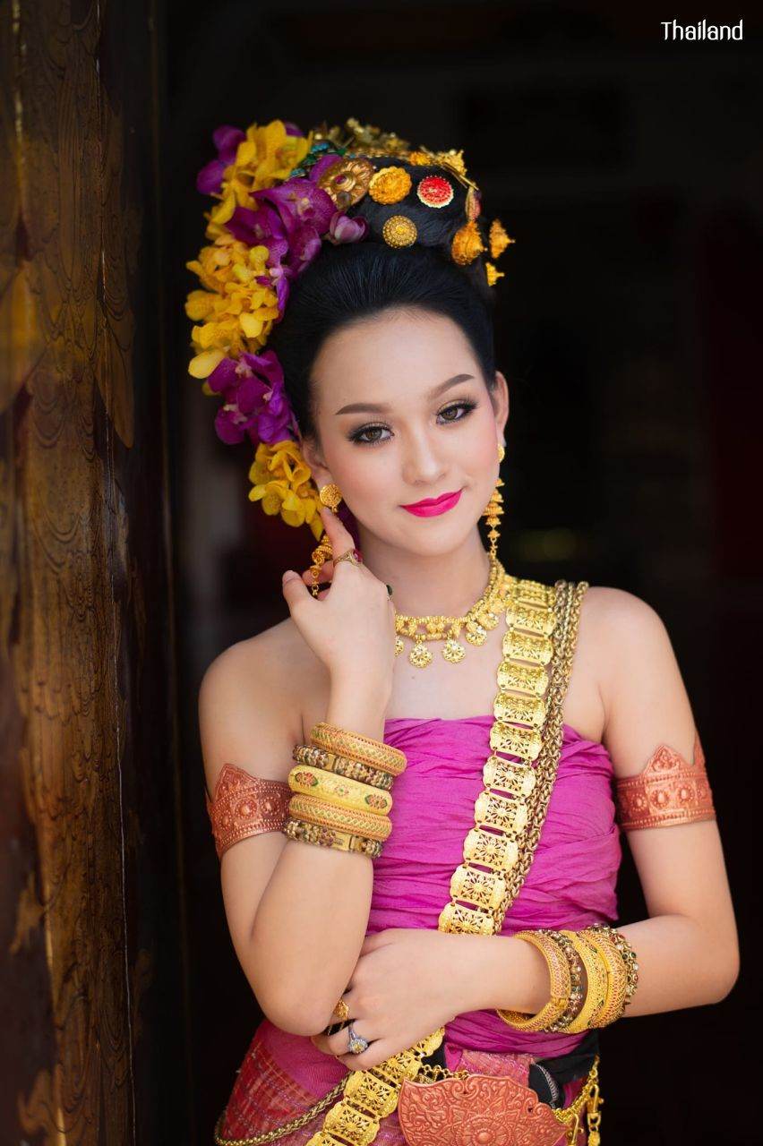 ล้านนาอารยะ, Lanna traditional costume | THAILAND 🇹🇭