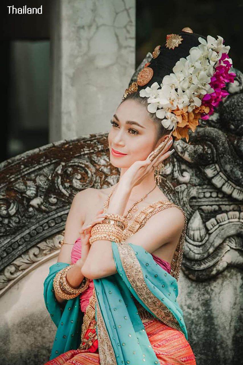 ล้านนาอารยะ, Lanna traditional costume | THAILAND 🇹🇭