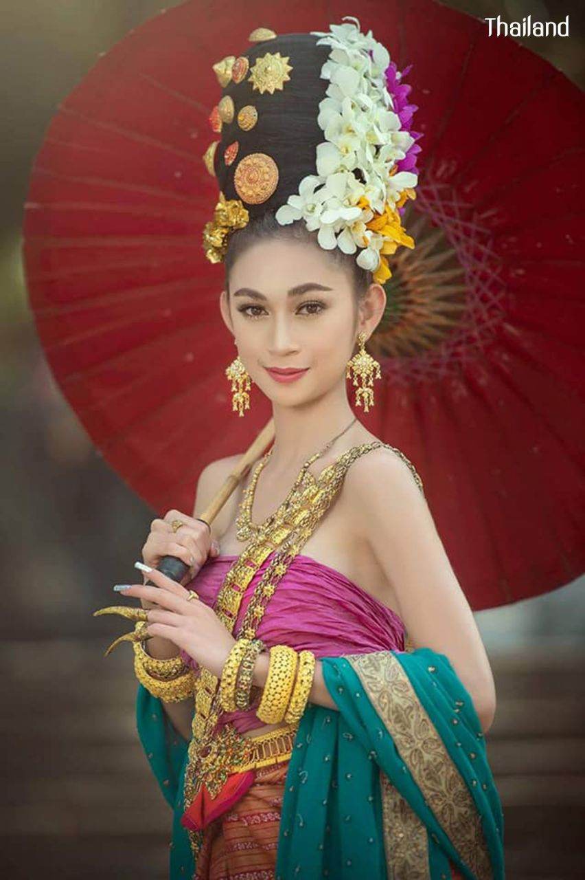ล้านนาอารยะ, Lanna traditional costume | THAILAND 🇹🇭