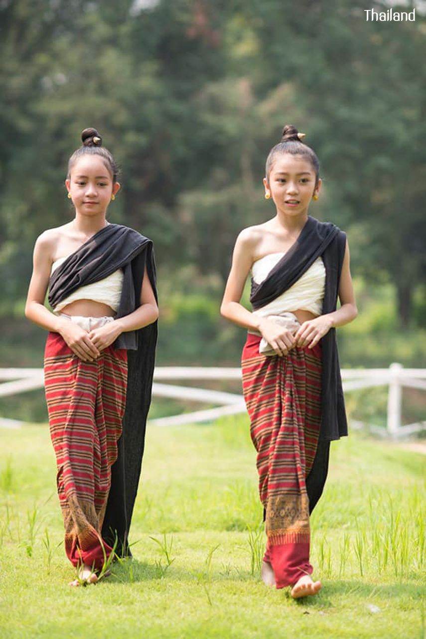 ล้านนาอารยะ, Lanna traditional costume | THAILAND 🇹🇭