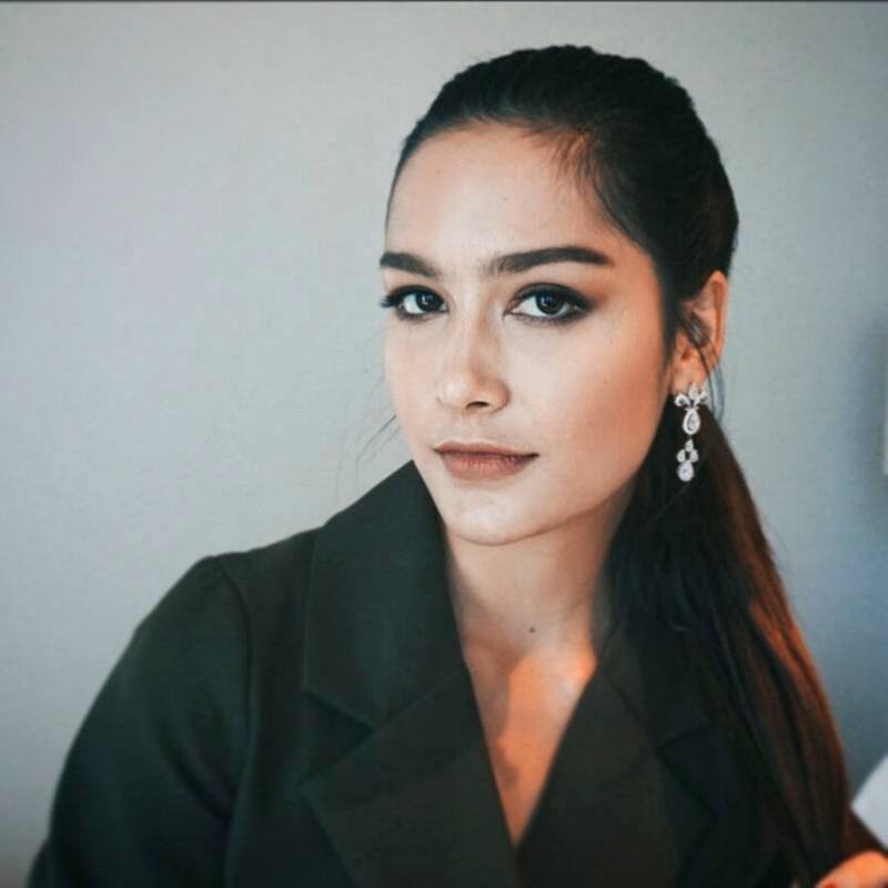 เซฟ เซฟฟานี่ เรื่อง เพลิงตะวัน