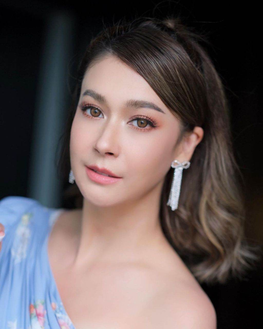 เอมี่ กลิ่นประทุม เรื่อง มือปราบมหาเฮี้ยน