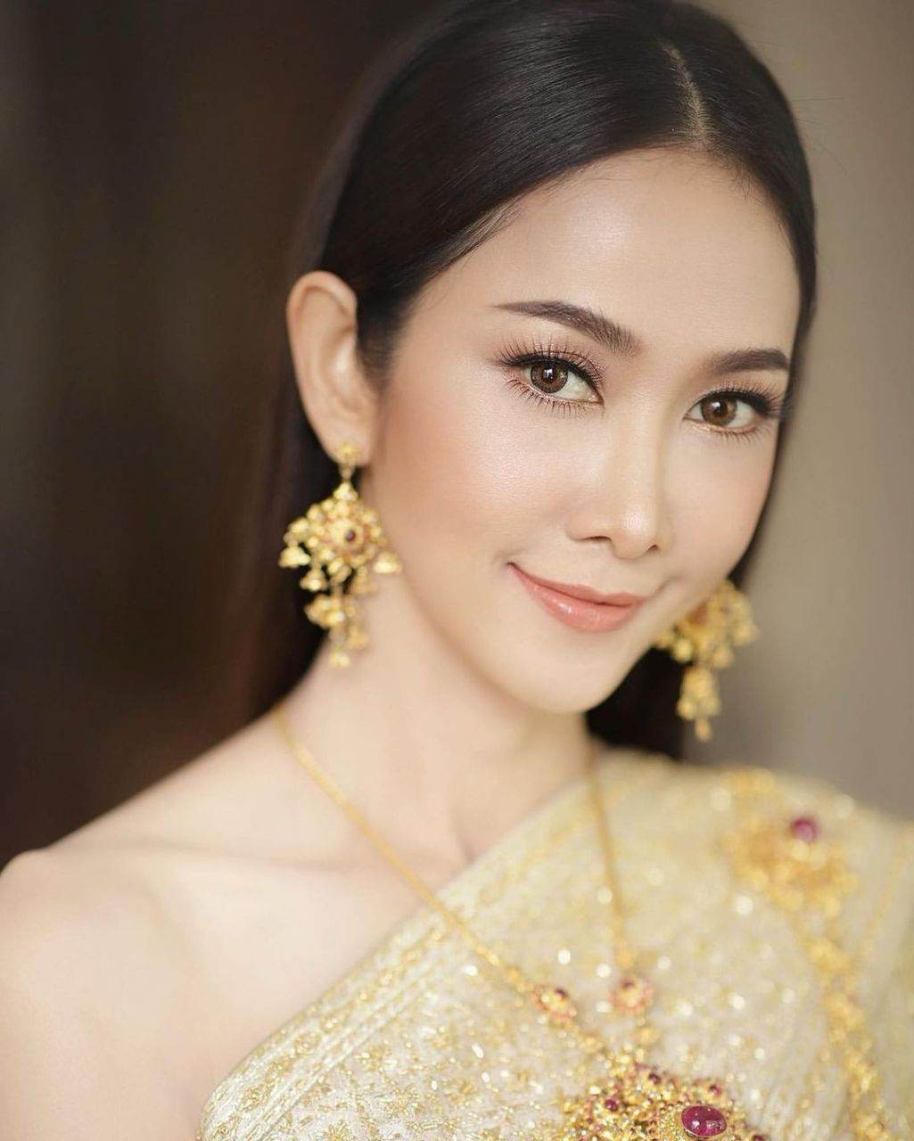 ยุ้ย จีรนันท์ เรื่อง รักของฟ้า