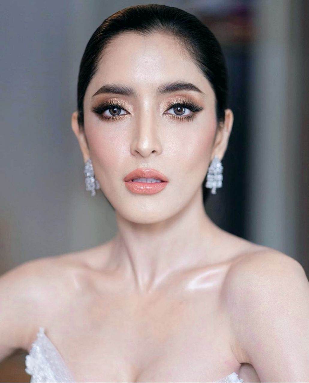 พิ้งกี้ สาวิกา เรื่อง วังน้ำค้าง
