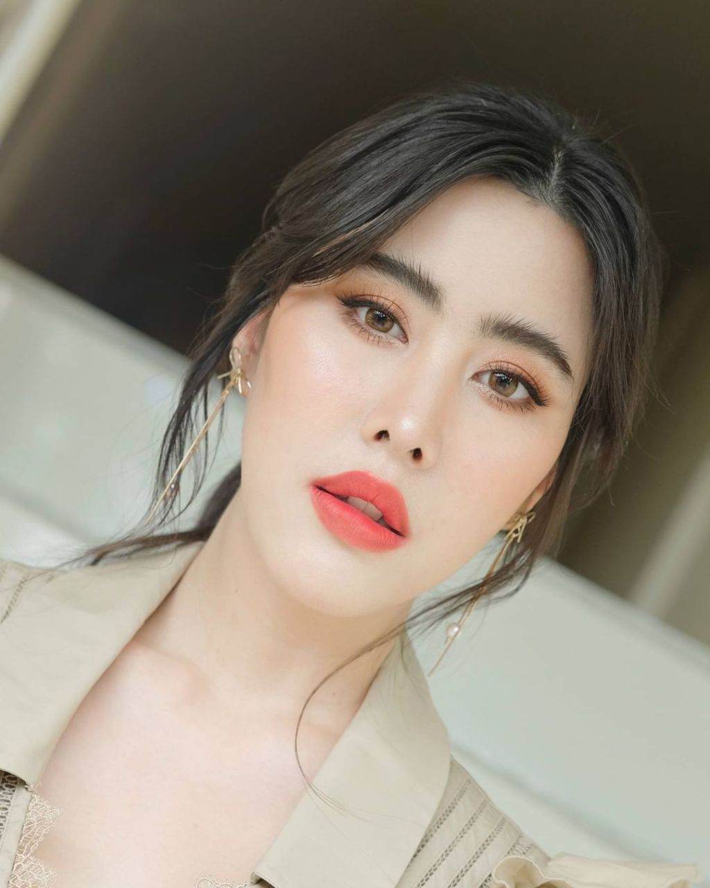 อ๋อ ญาดา เรื่อง พรายสังคีต