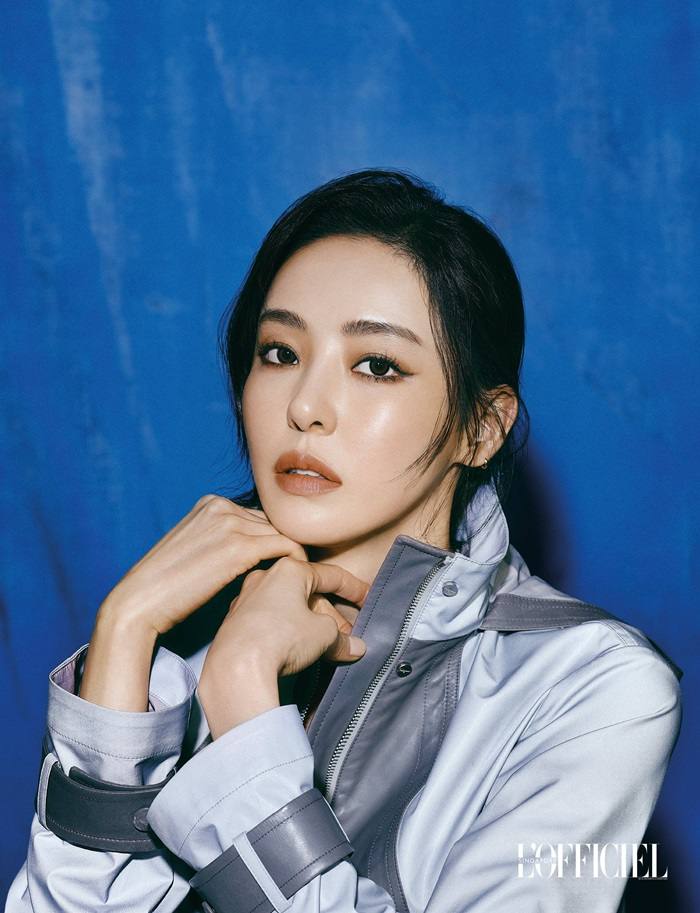 Lee Da Hee @ L'Officiel Singapore May 2021