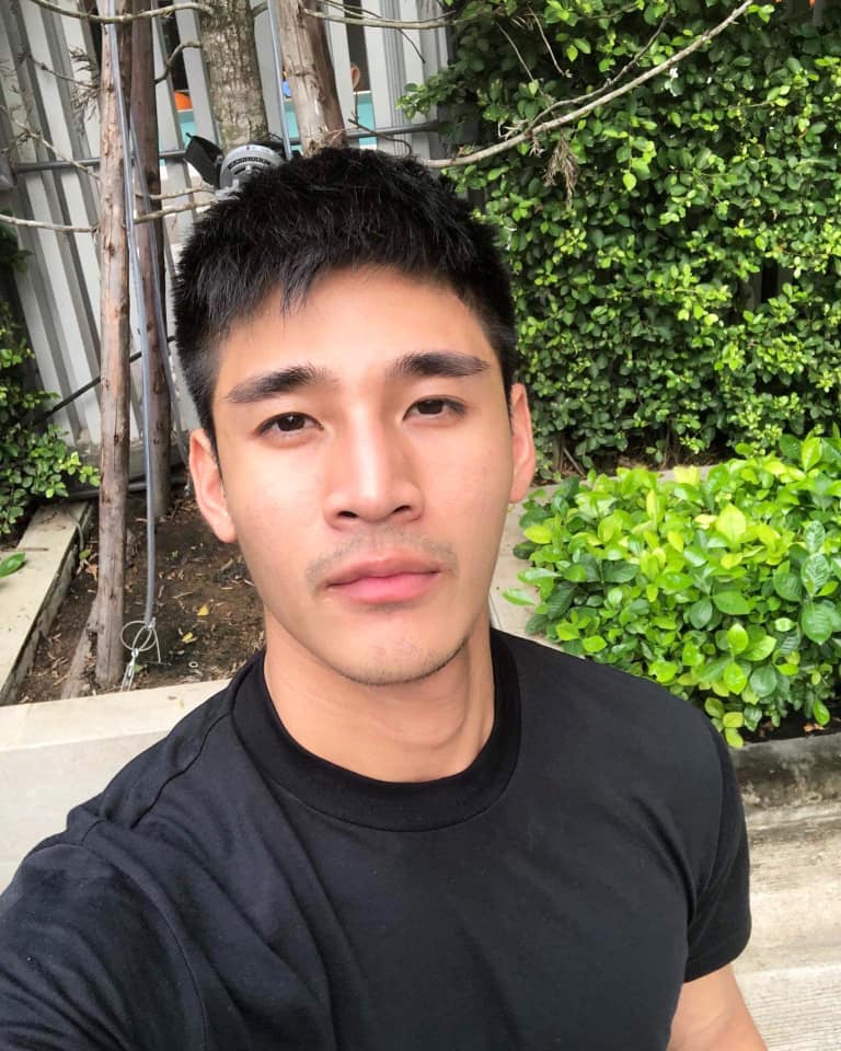 ชายหล่อ หุ่นแซ่บ 19