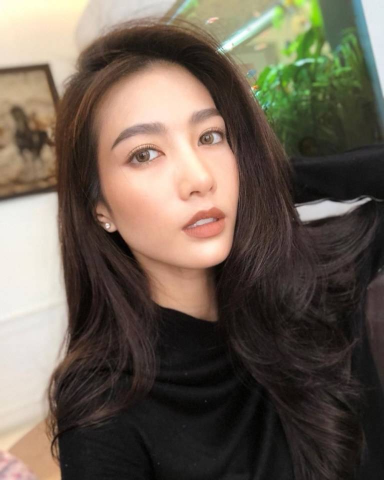 ไอษ์​ อธิชนัน​ เรื่อง​ โทน