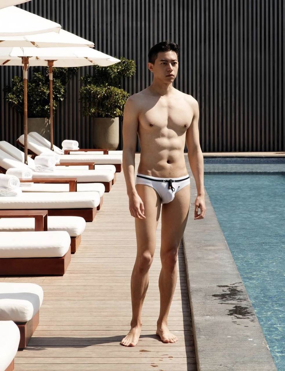 ชายหล่อ หุ่นแซ่บ 20