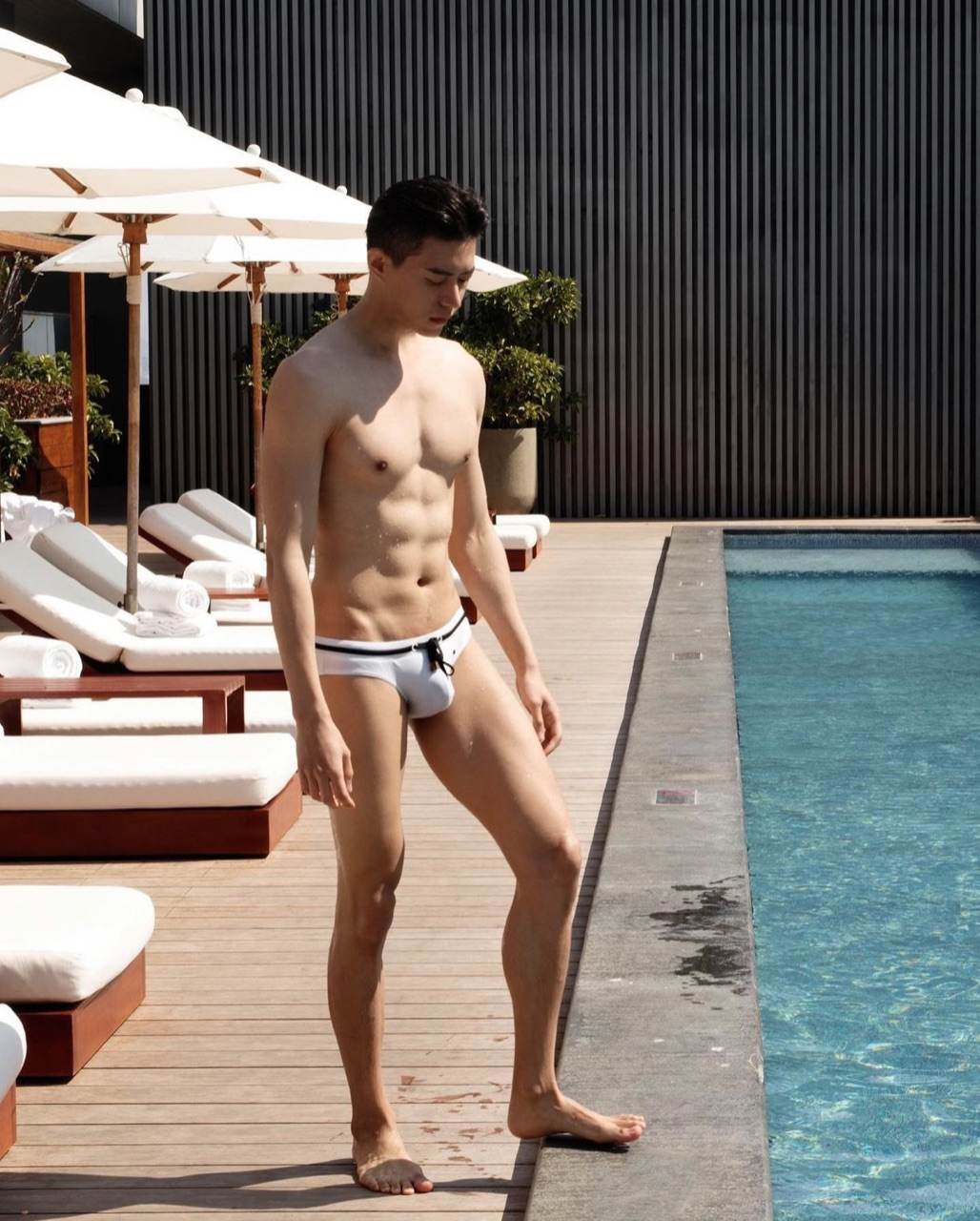 ชายหล่อ หุ่นแซ่บ 20
