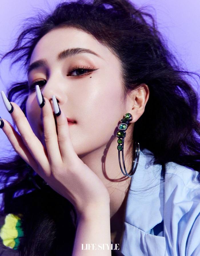 Bai Lu @ Lifestyle China May 2021