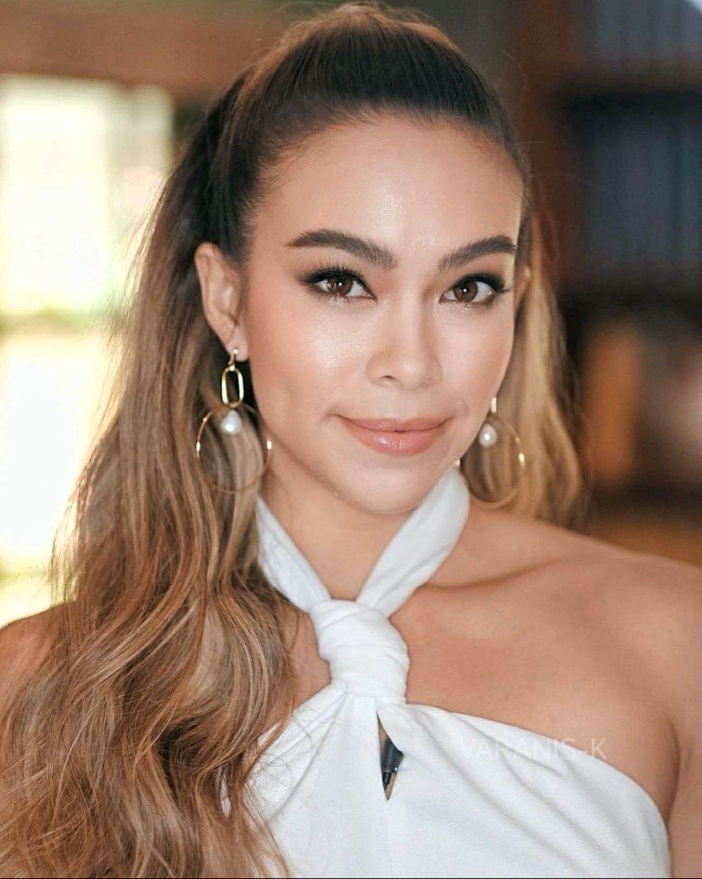 เทย่า โรเจอร์ เรื่อง ปริศนา